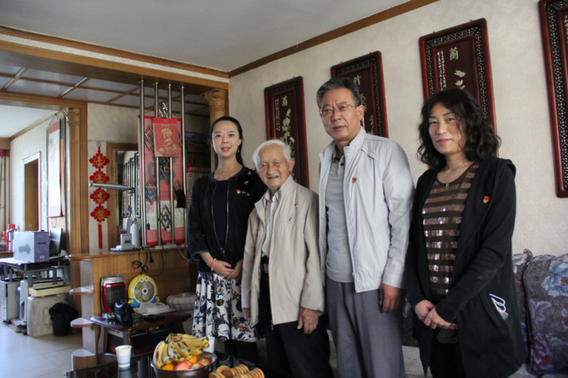 中共青海省第三建筑工程有限公司支部委員會(huì)開(kāi)展“走訪慰問(wèn)暖人心，紅色精神永傳承”活動(dòng)